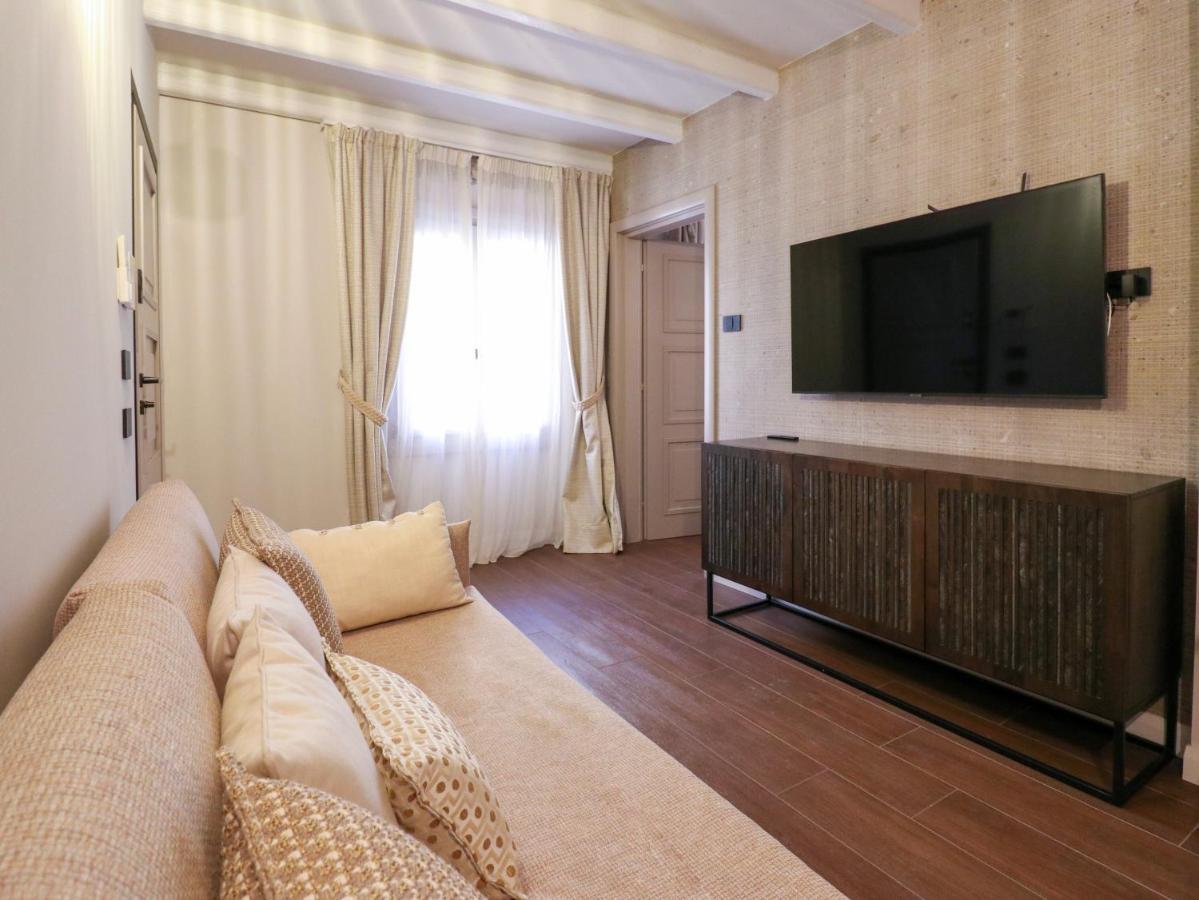 Home Avenue Luxury Townhouse 奧爾比亞 外观 照片